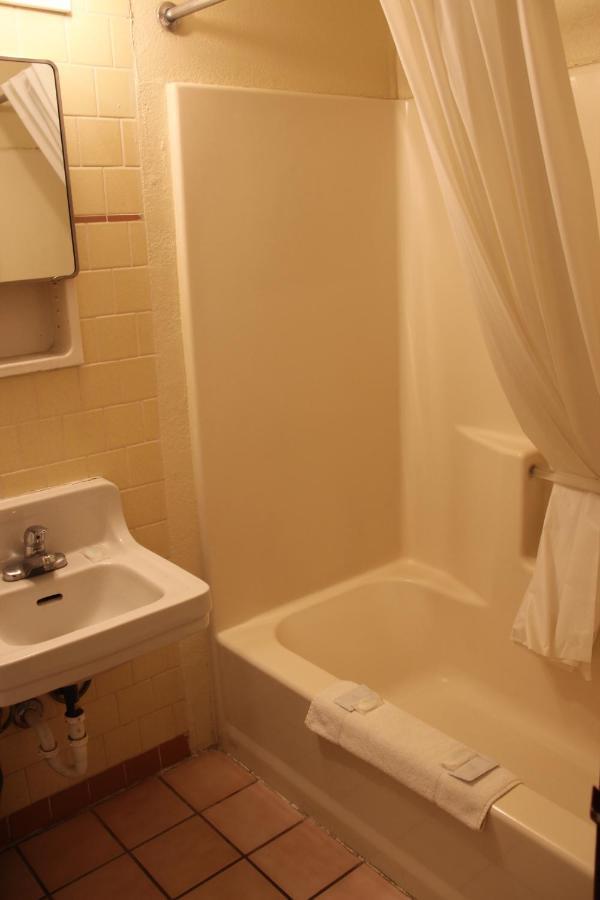Economy Inn Safford Dış mekan fotoğraf